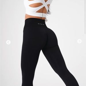 NVGTN Black Seamless Leggings